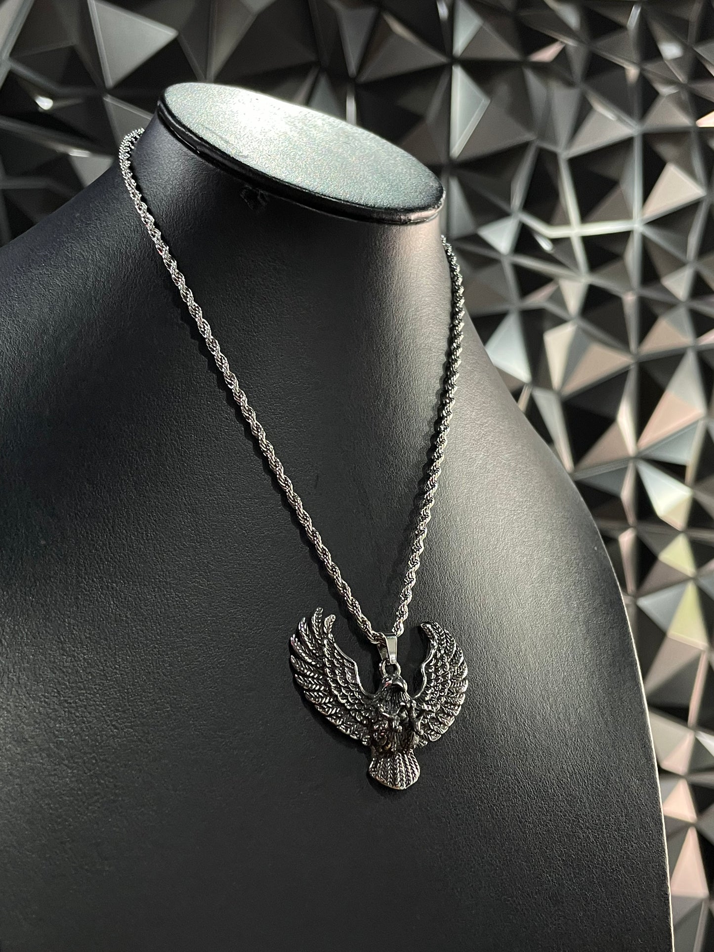 Eagle Plateado
