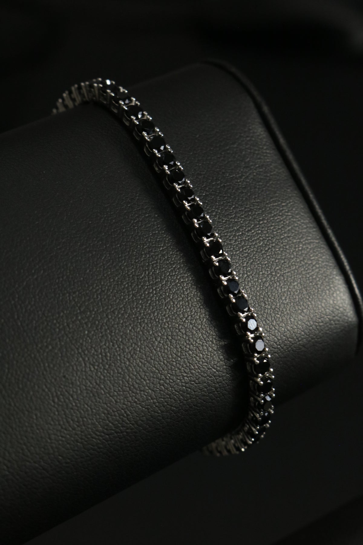 Tennis Negro Plata .925 4mm 18CM